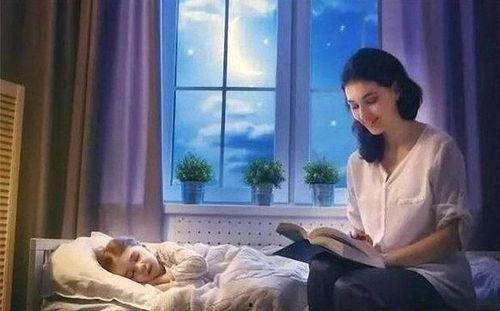 日夜鲁妈妈鲁在线视频