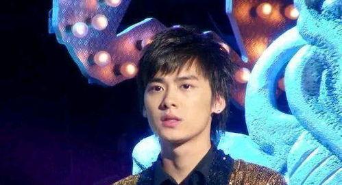 李易峰加油好男儿视频,青春风采闪耀舞台